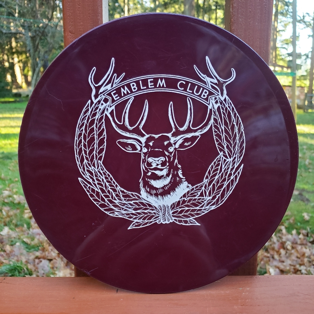 Vintage Supreme Emblem Club Plastic Round Decorative Plate WITH SCRATCHES - 10"